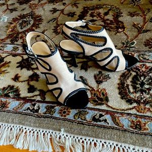 Tahari high heel sandal